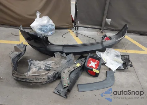 2020 Jeep Renegade Sport Fwd из США, поврежденный, VIN ZACNJAAB1LPL09853